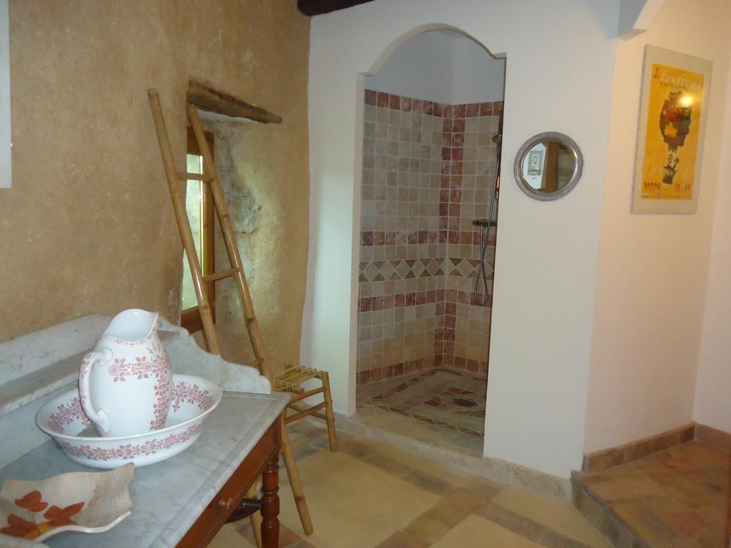 La Colline Bleue Bed & Breakfast Banne Екстериор снимка