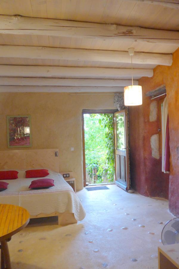 La Colline Bleue Bed & Breakfast Banne Екстериор снимка