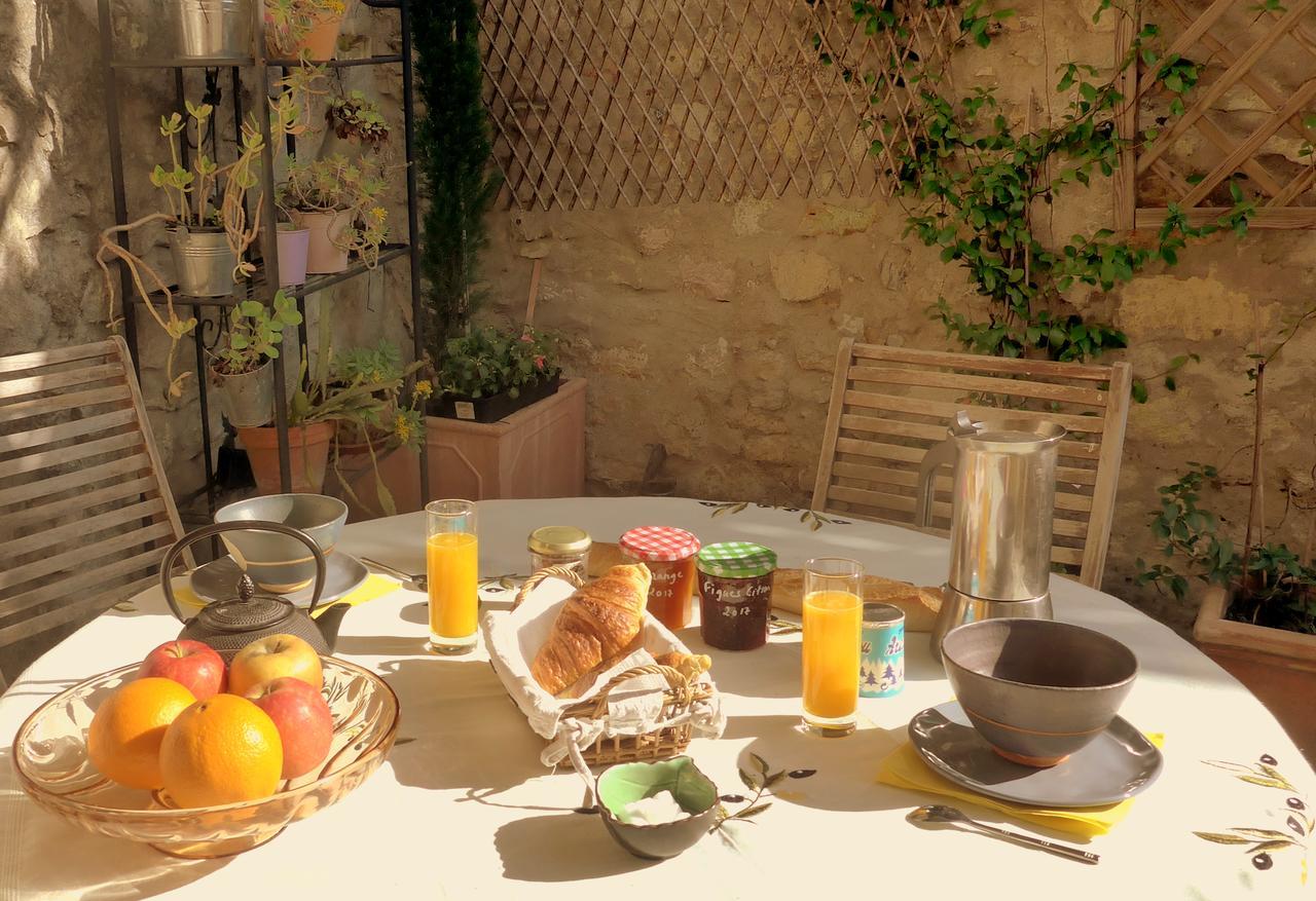 La Colline Bleue Bed & Breakfast Banne Екстериор снимка